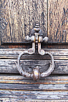 6-03-2007 - 14h59
Heurtoir de porte
28 rue Guy-le-Rouge
Rochefort-en-Yvelines 78730
Photo numrique : 4058